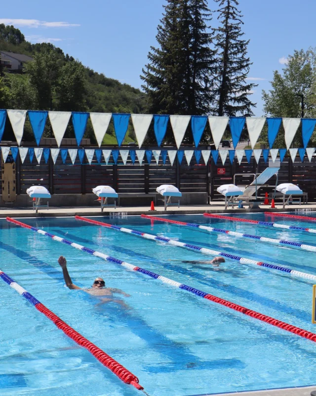 It’s just another awesome day at Old Town Hot Springs with summer camp fun, family time, and plenty of lap swimming! Happy Thursday🌞 💦